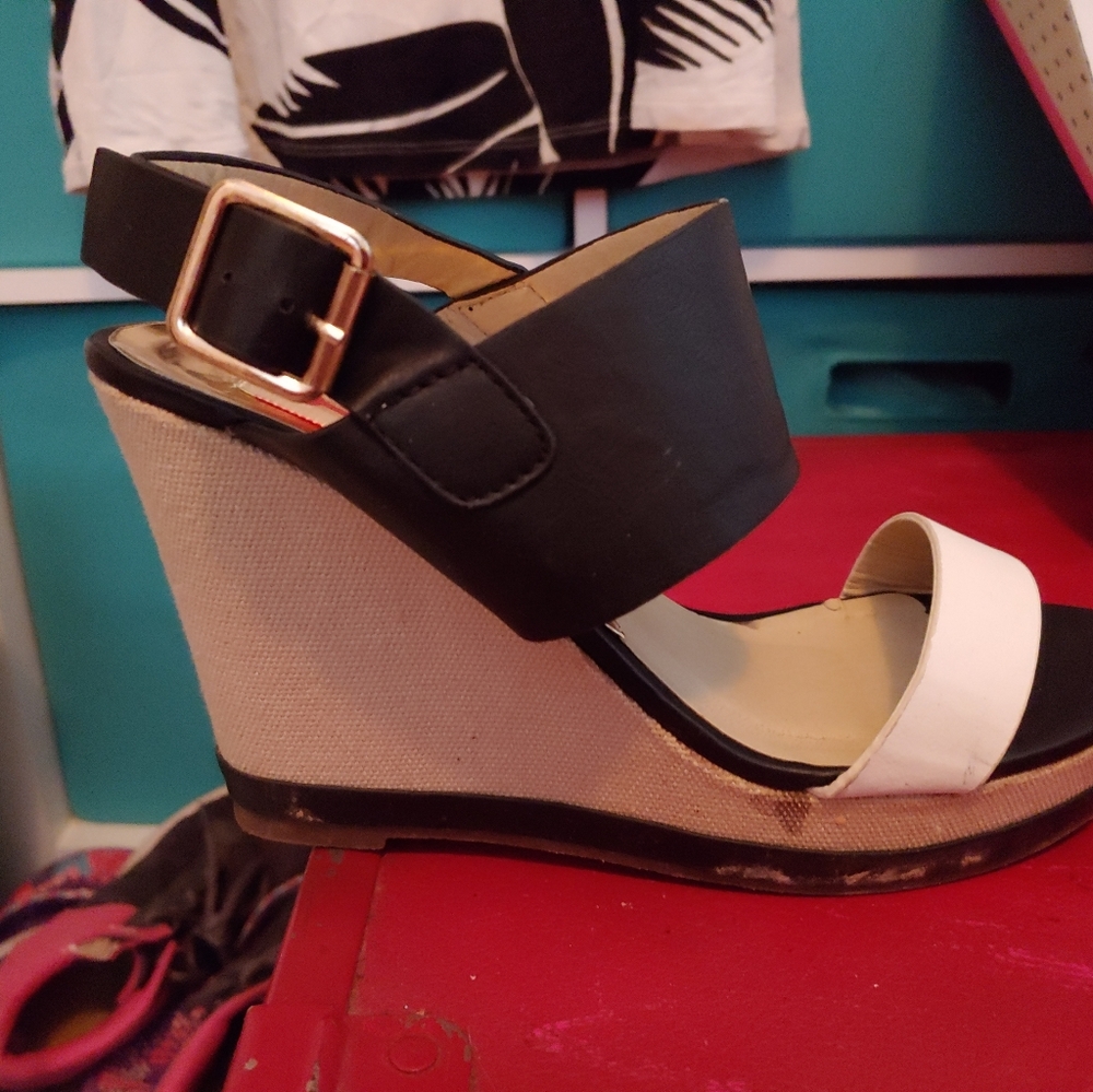 Size 8 Women's wedges